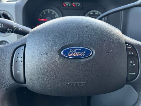 Used 2012 Ford E-350 and Econoline 350 XLT image 26