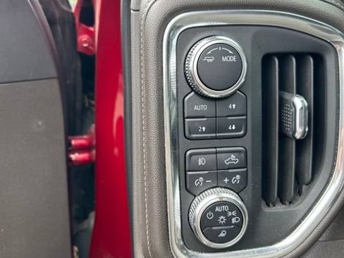 Used 2022 GMC Sierra 1500 SLT w/ SLT Convenience Package AWD/4WD image 17
