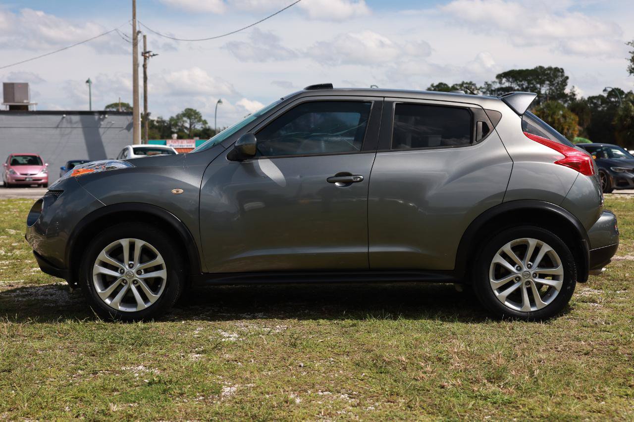 Used 2012 Nissan Juke SL FWD image 3