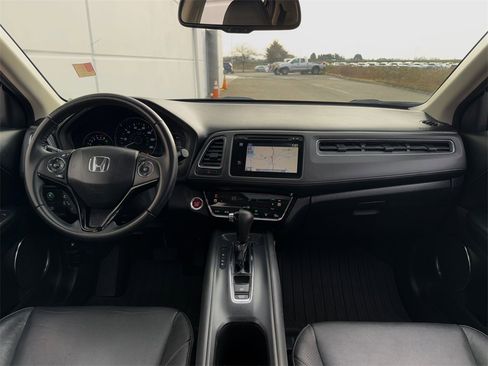 Used 2017 Honda HR-V EX-L image 12