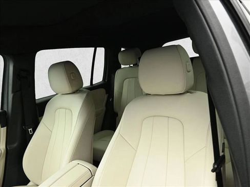 Certified 2026 Mercedes-Benz GLB 250 GLB 250 image 9