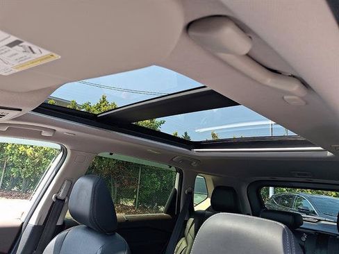 Certified 2023 Nissan Rogue Platinum AWD/4WD image 16