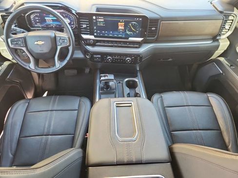 Used 2022 Chevrolet Silverado 1500 High Country w/ High Country Premium Package RWD image 20