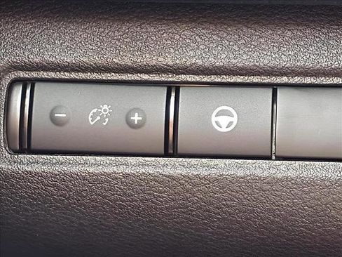 Certified 2024 Nissan Pathfinder SV w/ Lighting Package (N92) image 21