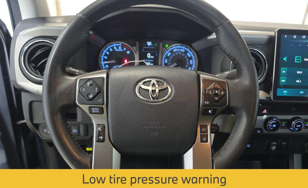 Used 2018 Toyota Tacoma SR5 RWD image 18