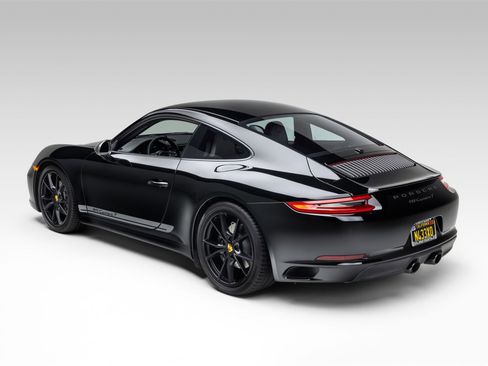 Used 2019 Porsche 911 Carrera image 8