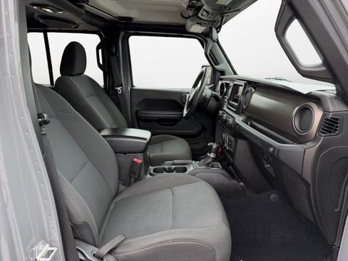 Used 2018 Jeep Wrangler Unlimited Sport S image 15