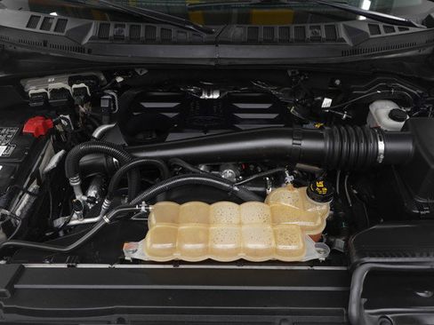 Used 2018 Ford F150 Lariat w/ Equipment Group 502A Luxury image 33