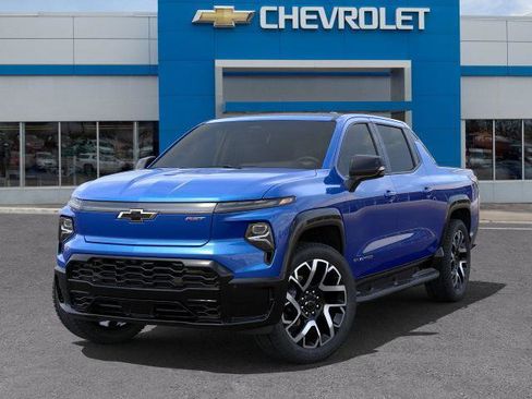 New 2025 Chevrolet Silverado EV RST image 38