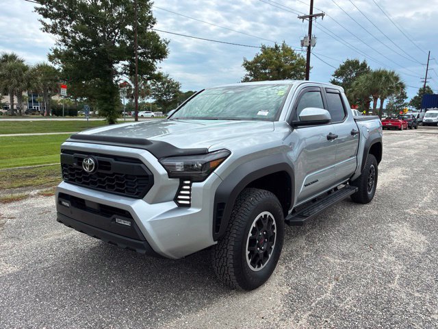Used 2025 Toyota Tacoma TRD Off-Road w/ TRD Off Road Upgrade Package AWD/4WD image 7