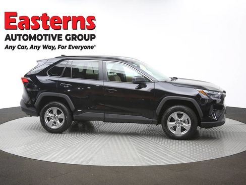 Used 2023 Toyota RAV4 LE AWD/4WD image 45