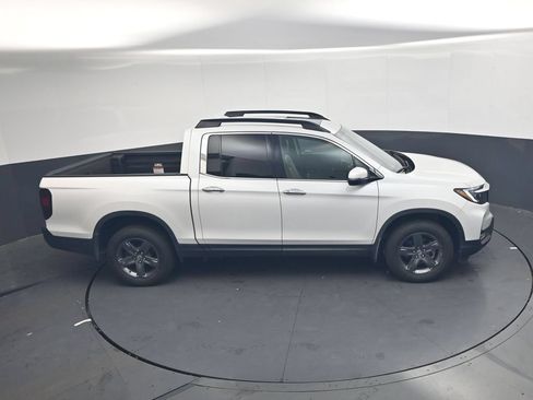 Used 2023 Honda Ridgeline RTL-E image 22