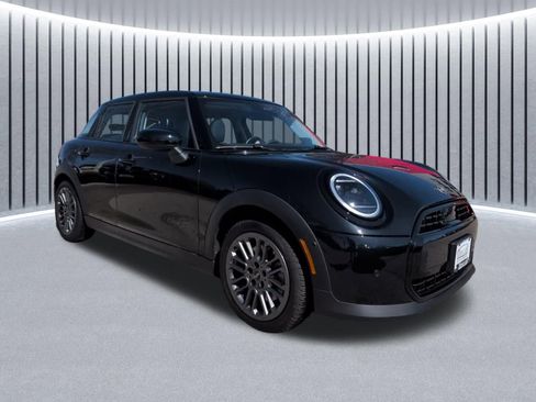 Used 2025 MINI Cooper S FWD image 1
