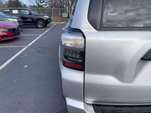 Used 2024 Toyota 4Runner TRD Off-Road Premium image 20