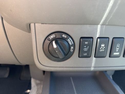 Used 2016 Nissan Frontier SV AWD/4WD image 20