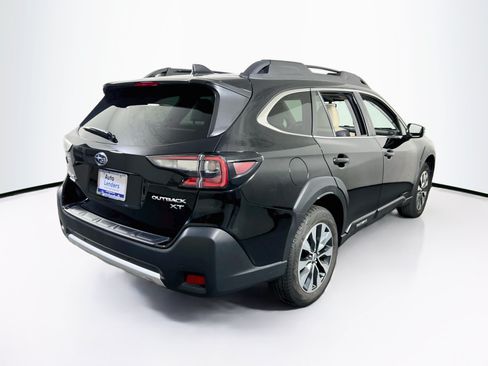 Used 2023 Subaru Outback Limited XT AWD/4WD image 5