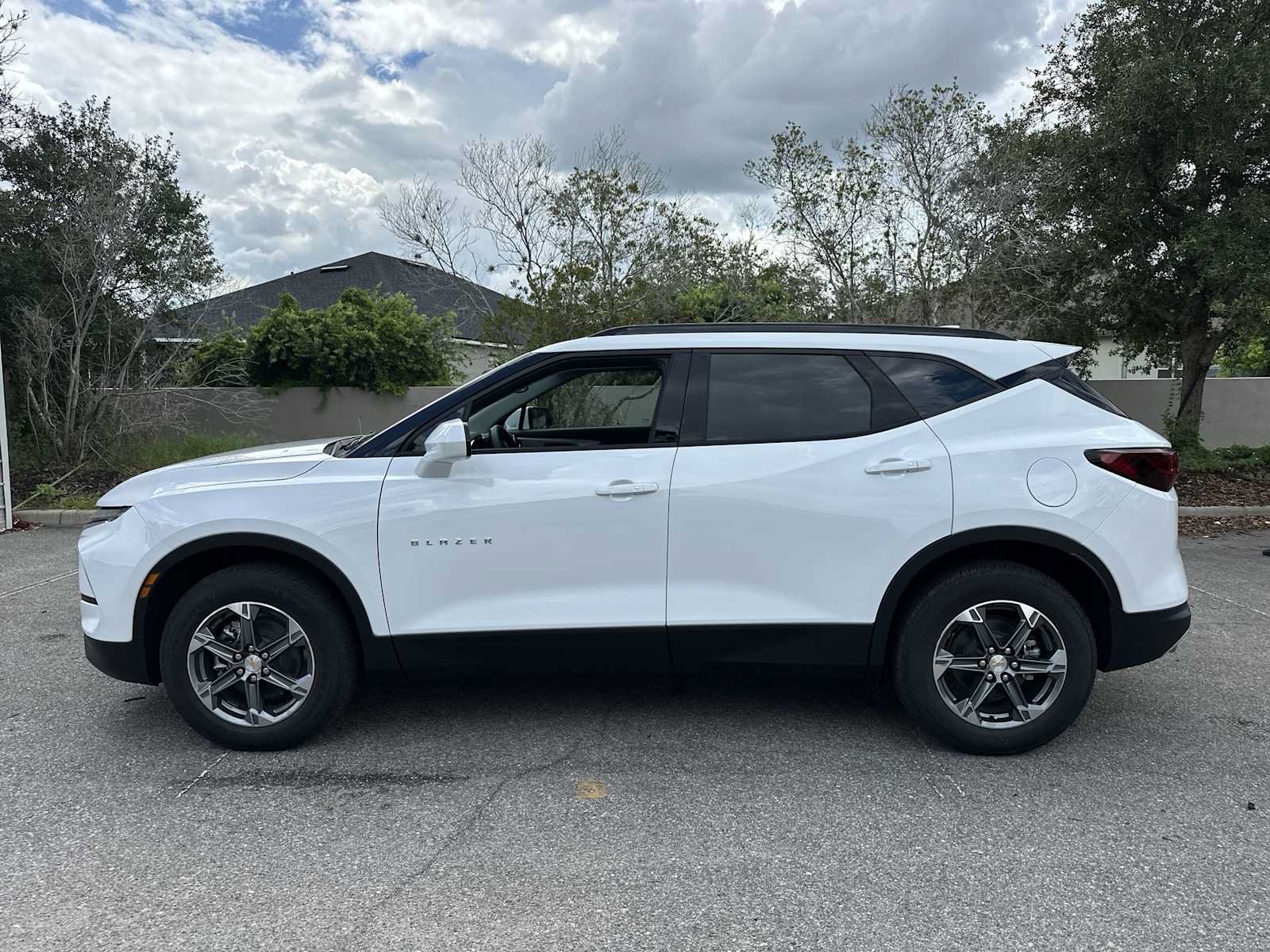 New 2026 Chevrolet Blazer LT w/ Convenience Package FWD image 3