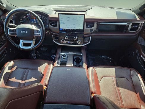 Used 2024 Ford Expedition Max Limited RWD image 19