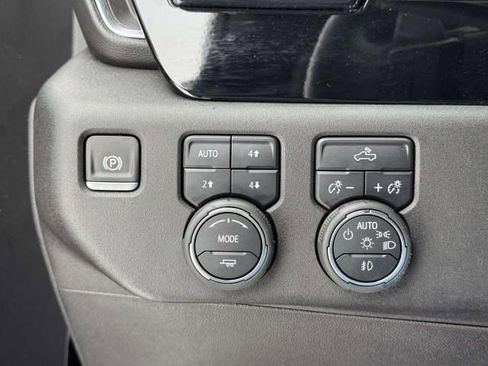 Used 2024 Chevrolet Silverado 1500 RST image 19