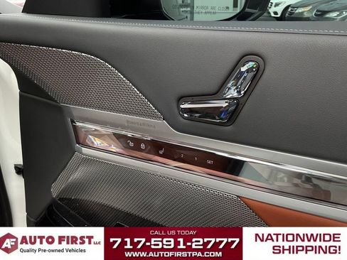 Used 2023 BMW 760i xDrive w/ Executive Package AWD/4WD image 22