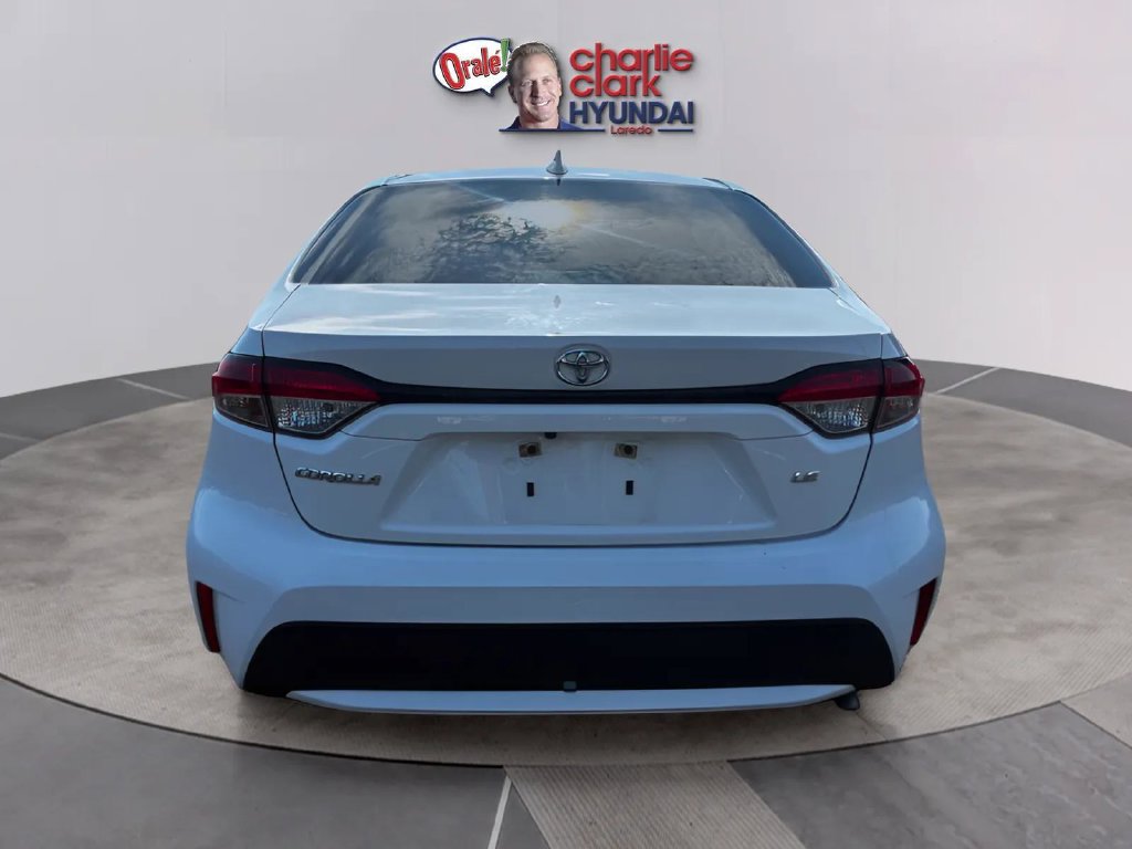 Used 2022 Toyota Corolla LE FWD image 4