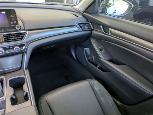 Used 2019 Honda Accord LX image 14