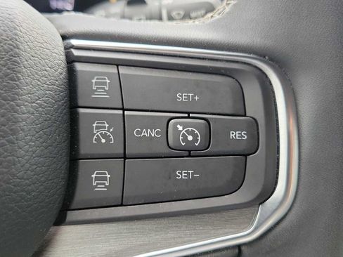 Used 2024 Jeep Wagoneer Series II AWD/4WD image 23