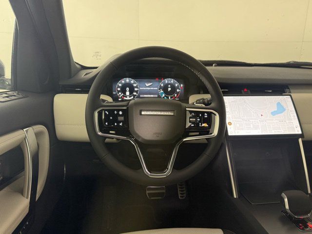 Used 2026 Land Rover Discovery Sport Landmark AWD/4WD image 26