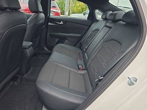 Used 2024 Kia Forte GT-Line w/ GT-Line Premium Package image 31