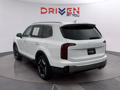 Used 2025 Kia Telluride S