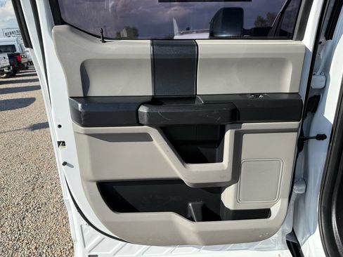 Used 2018 Ford F250 XL w/ Power Equipment Group AWD/4WD image 25
