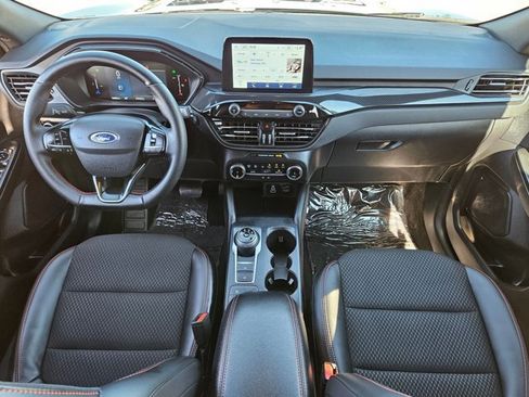 Used 2025 Ford Escape ST-Line image 16