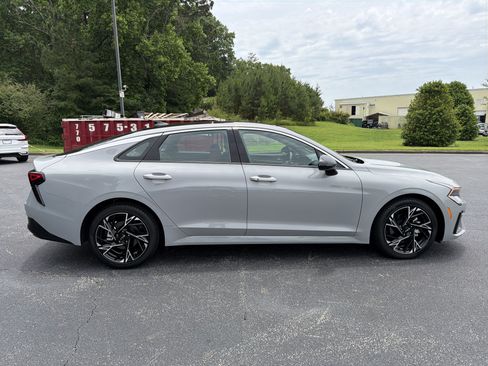 Used 2025 Kia K5 GT-Line w/ GT-Line Premium Package FWD image 4