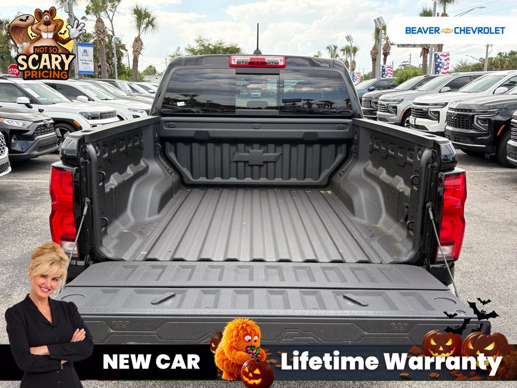 New 2026 Chevrolet Colorado ZR2 w/ Off-Road Front Bumper Package AWD/4WD image 12