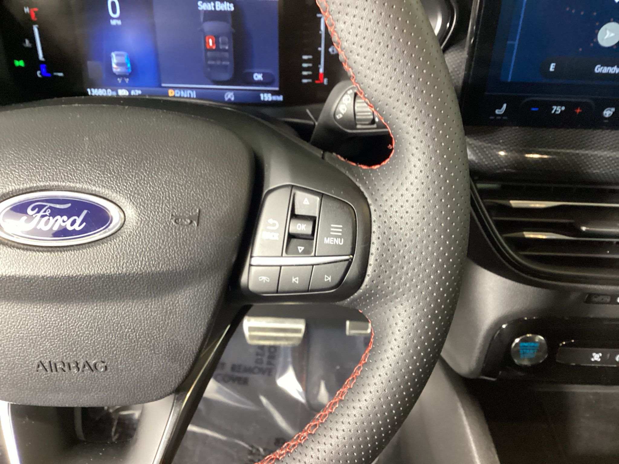 Used 2023 Ford Escape ST-Line Select w/ Tech Pack #1 AWD/4WD image 19