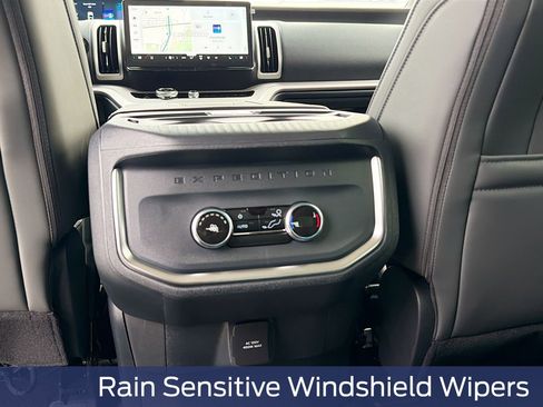 New 2026 Ford Expedition Active image 34