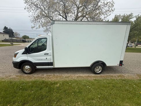 Used 2023 Ford Transit 350 DRW RWD image 1