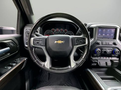 Used 2022 Chevrolet Silverado 2500 LT w/ Convenience Package AWD/4WD image 11
