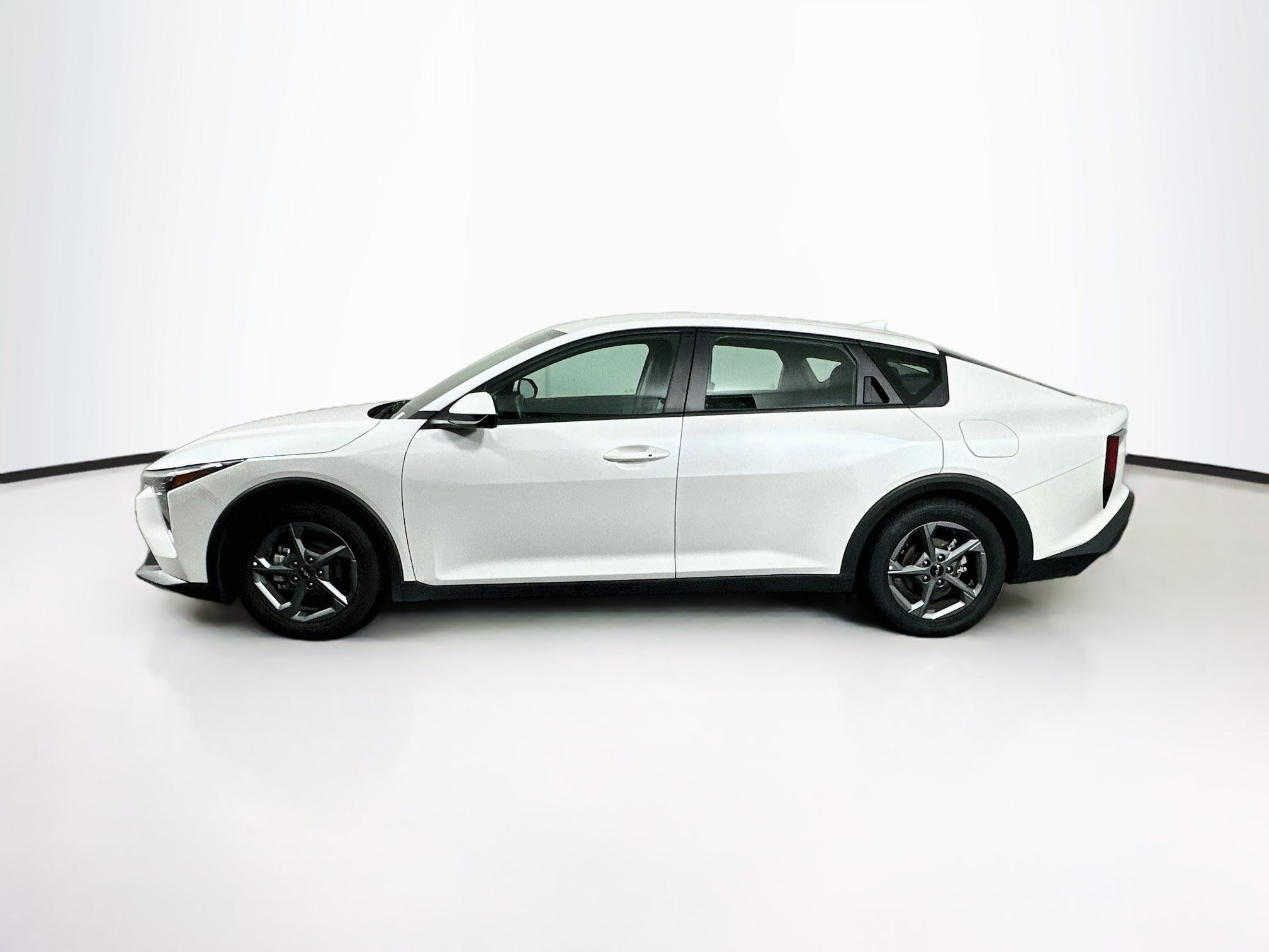 Used 2025 Kia K4 FWD image 4