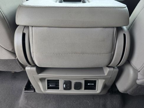 Used 2021 Chevrolet Silverado 1500 LT w/ Bed Protection Package AWD/4WD image 30