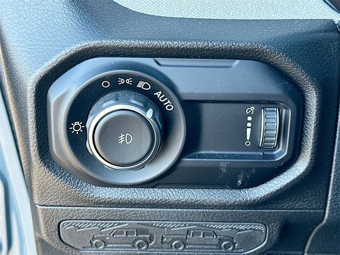 Used 2024 Jeep Wrangler Sport S image 10