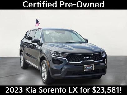 Used 2023 Kia Sorento LX