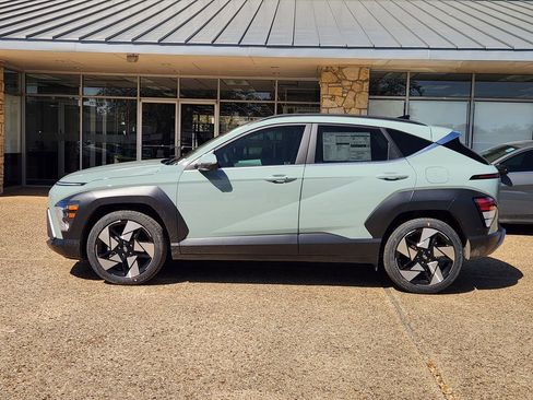 New 2026 Hyundai Kona Limited FWD image 3