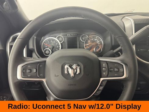 Used 2025 RAM 2500 Big Horn AWD/4WD image 15