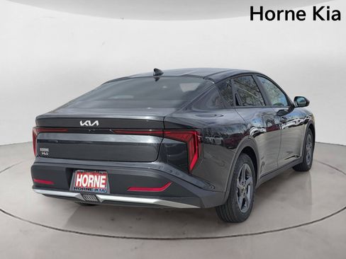 New 2026 Kia K4 FWD image 4