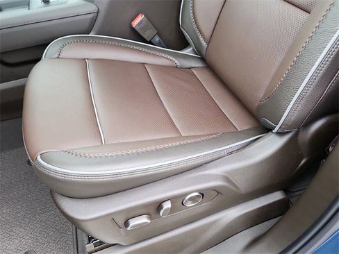 New 2026 GMC Sierra 2500 Denali w/ Denali Reserve Package image 19