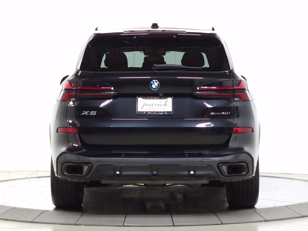 Used 2024 BMW X5 xDrive40i w/ M Sport Package AWD/4WD image 6
