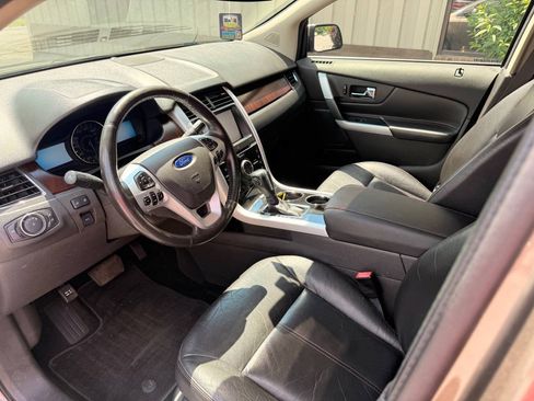 Used 2014 Ford Edge Limited w/ Driver Entry Package AWD/4WD image 9