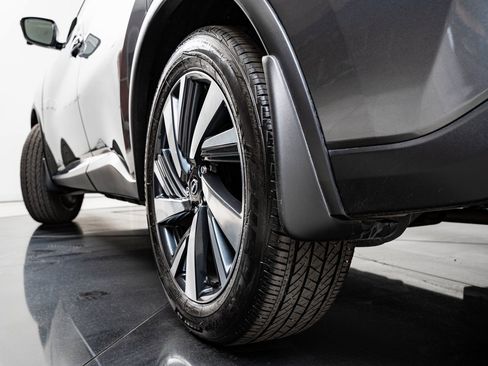 Used 2023 Nissan Murano SL w/ SL Moonroof Package image 48