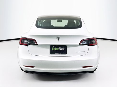 Used 2022 Tesla Model 3 Long Range AWD/4WD image 7